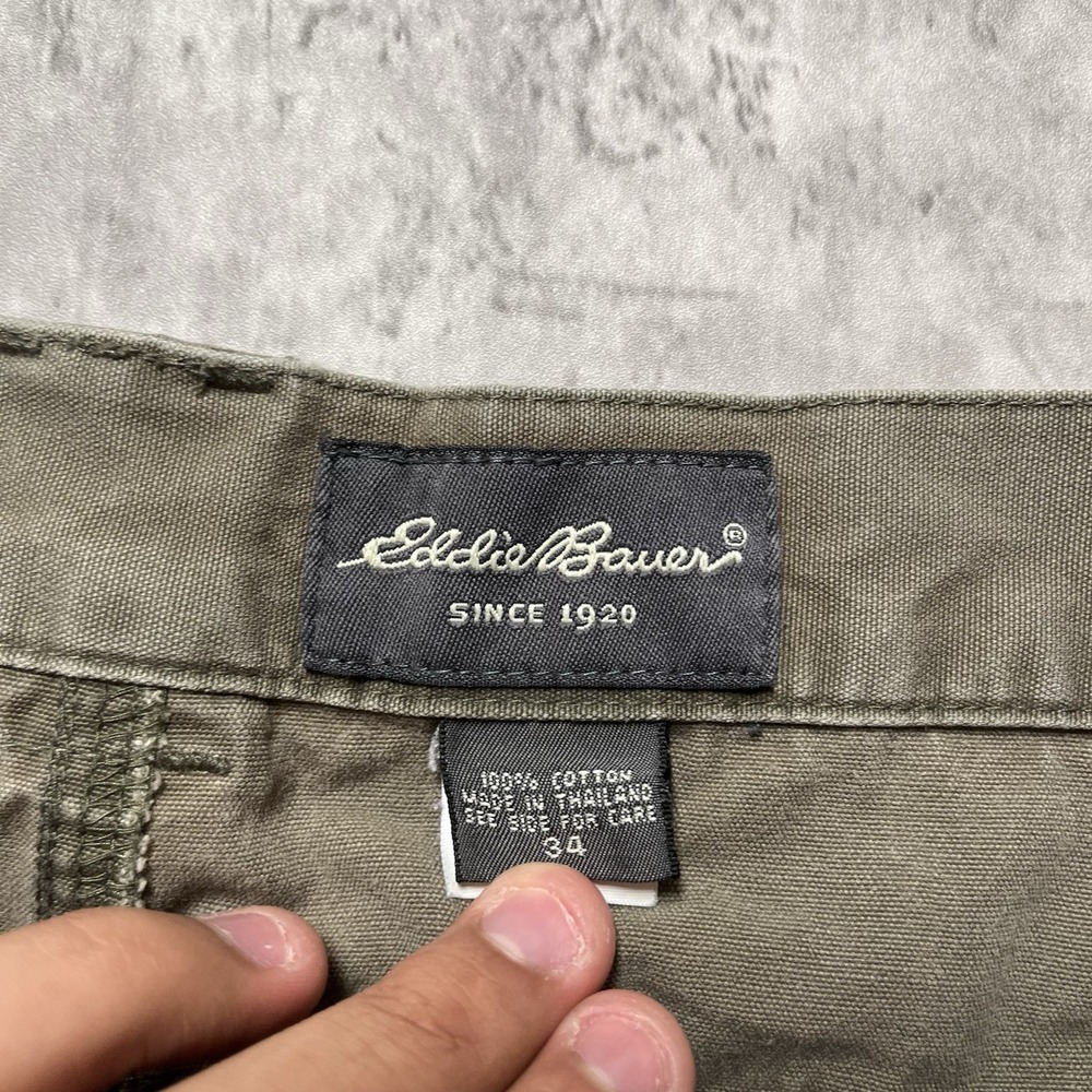 Eddie Bauer Shorts Mens 34 Green Cargo Outdoor Hiking Nylon Blend Zip Pocket - Picture 3 of 9